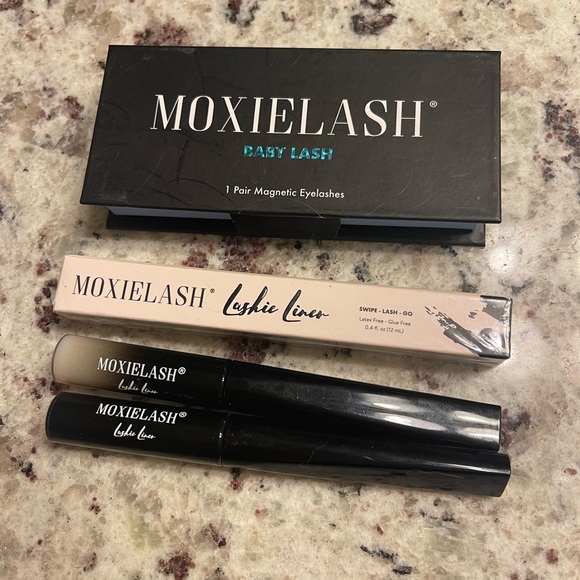 Magnetic Eyelash and Liner Set - Black - Picture 1 of 6